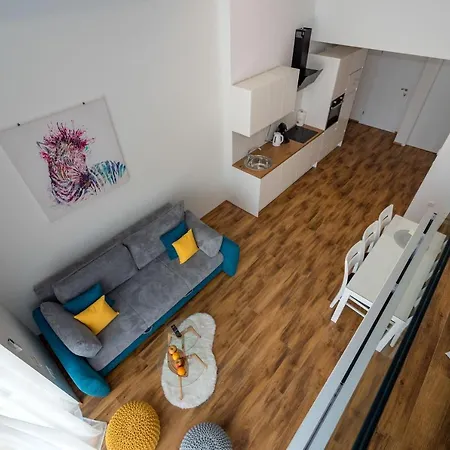 Luxury With Gallery, Heated Pool Only For You-klis Cro *